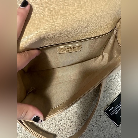 Old medium Chanel boy bag - Picture 5 of 13